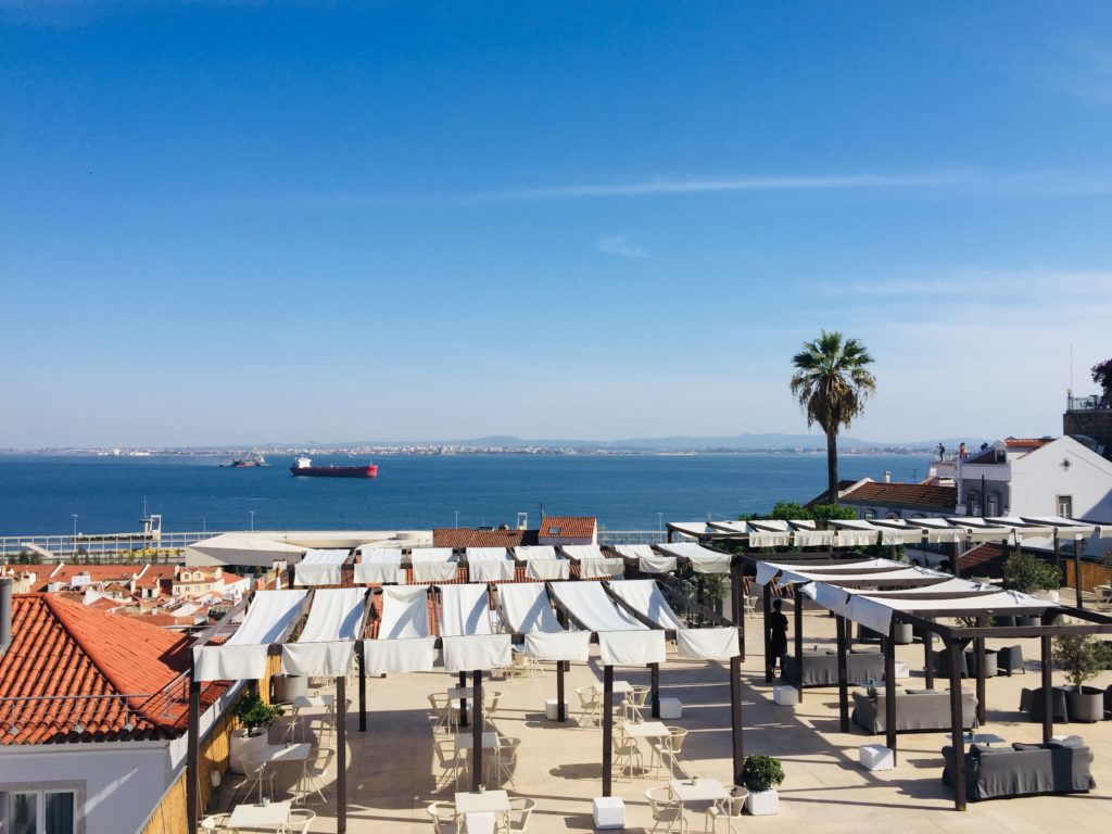 10 Gründe warum du Lissabon besuchen solltest 3 Lissabon Sonnenschein