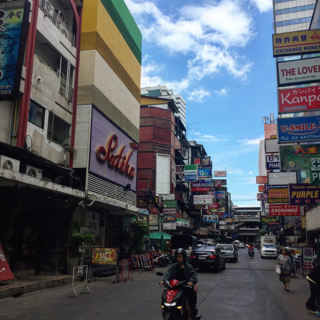 1 Tag Bangkok - Wie ich einen Tag in Bangkok verbringe 8 Bangkok Strassen