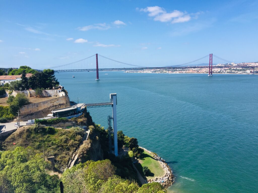Brücke 25. April - tolles Bild von Lissabon